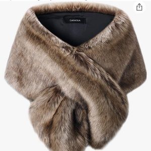 Caracilia Women's Faux Fur Shawl Wraps Stole Cloak Coat Sweater Cape